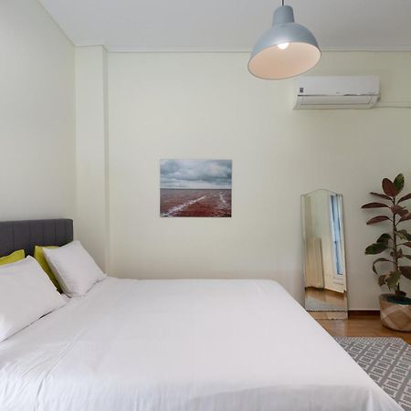 Homely Apt In Neapoli, Exarcheia Atenas Exterior foto